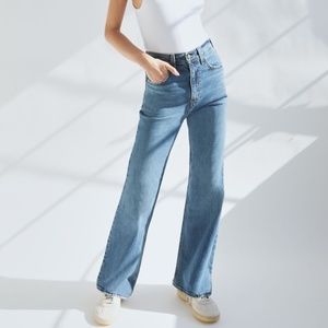 NWT Aritzia 70's High Flare Jean sz 24